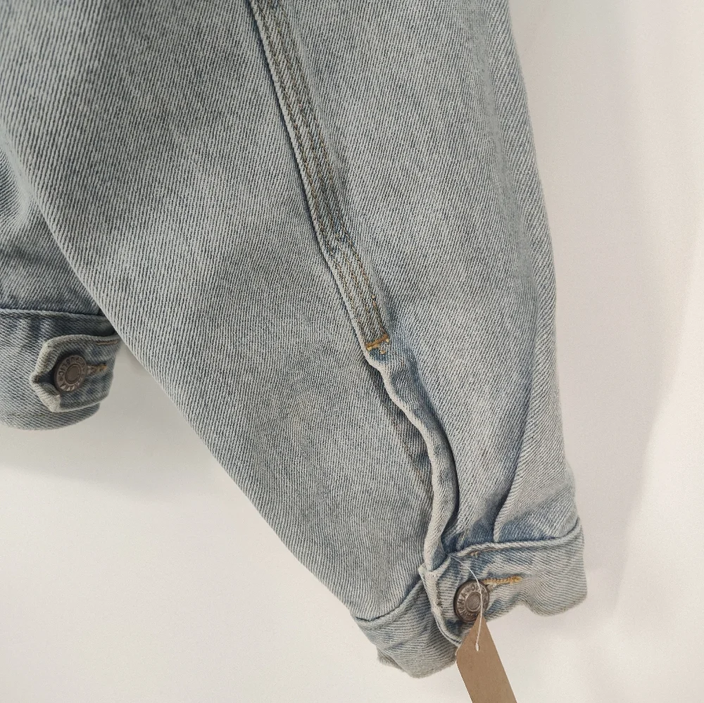 Vintage Banana Republic Men's Denim Jacket with Beige Leather Collar Size Medium